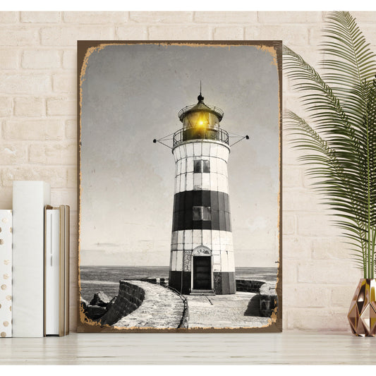 Blechschild - Leuchtturmnacht Wohnbeispiel