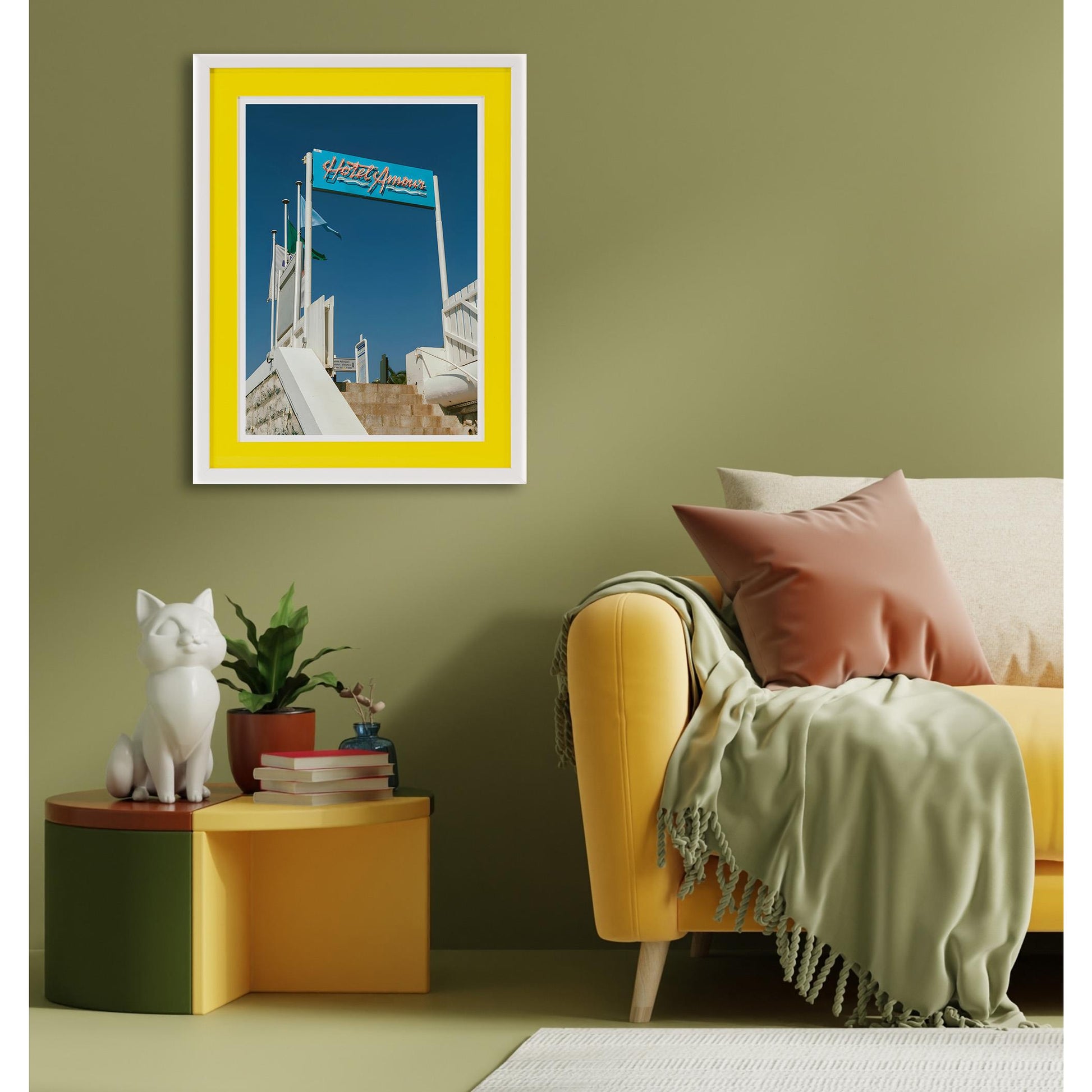 Rahmenbild mit Acrylpassepartout - Hotel Amour Einrichtungsbeispiel