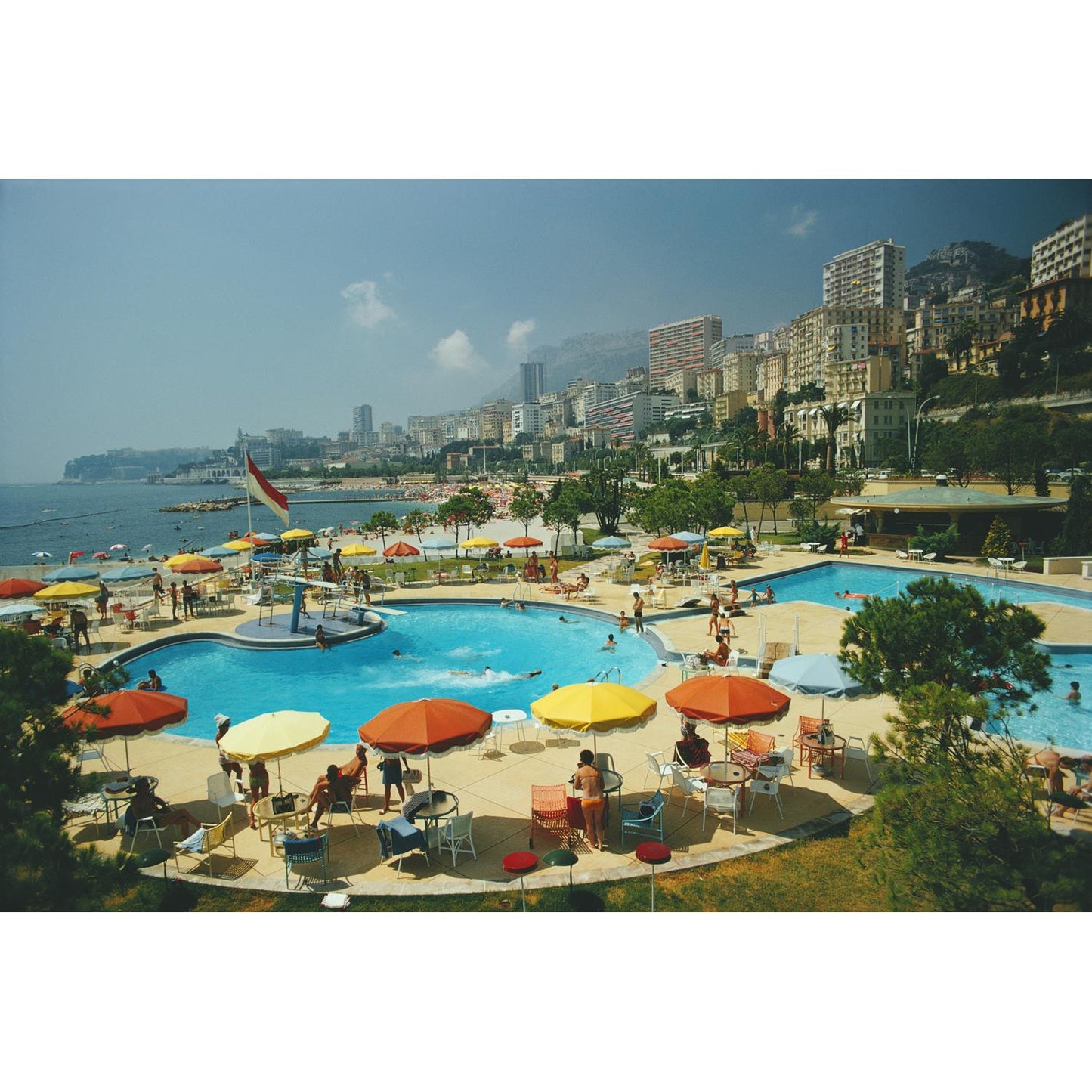 Slim Aarons - Monte Carlo Beach Club