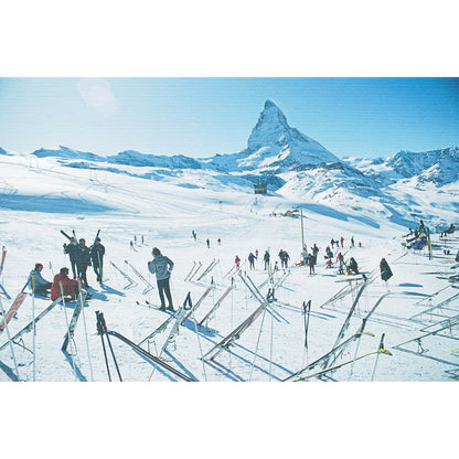 Slim Aarons - Zermatt Skiing Detail