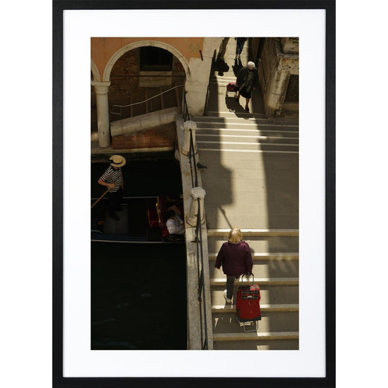 Queen Kerosin Alessia Morellini - Life