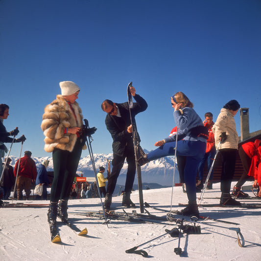 Slim Aarons - Verbier Skiers