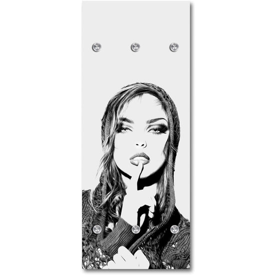 Queen Kerosin Garderobe - Caress